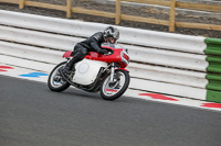 Vintage-motorcycle-club;eventdigitalimages;mallory-park;mallory-park-trackday-photographs;no-limits-trackdays;peter-wileman-photography;trackday-digital-images;trackday-photos;vmcc-festival-1000-bikes-photographs